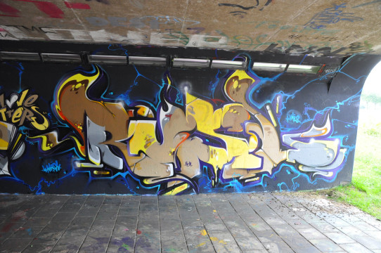 Rusl - Berenkuil Eindhoven graffiti